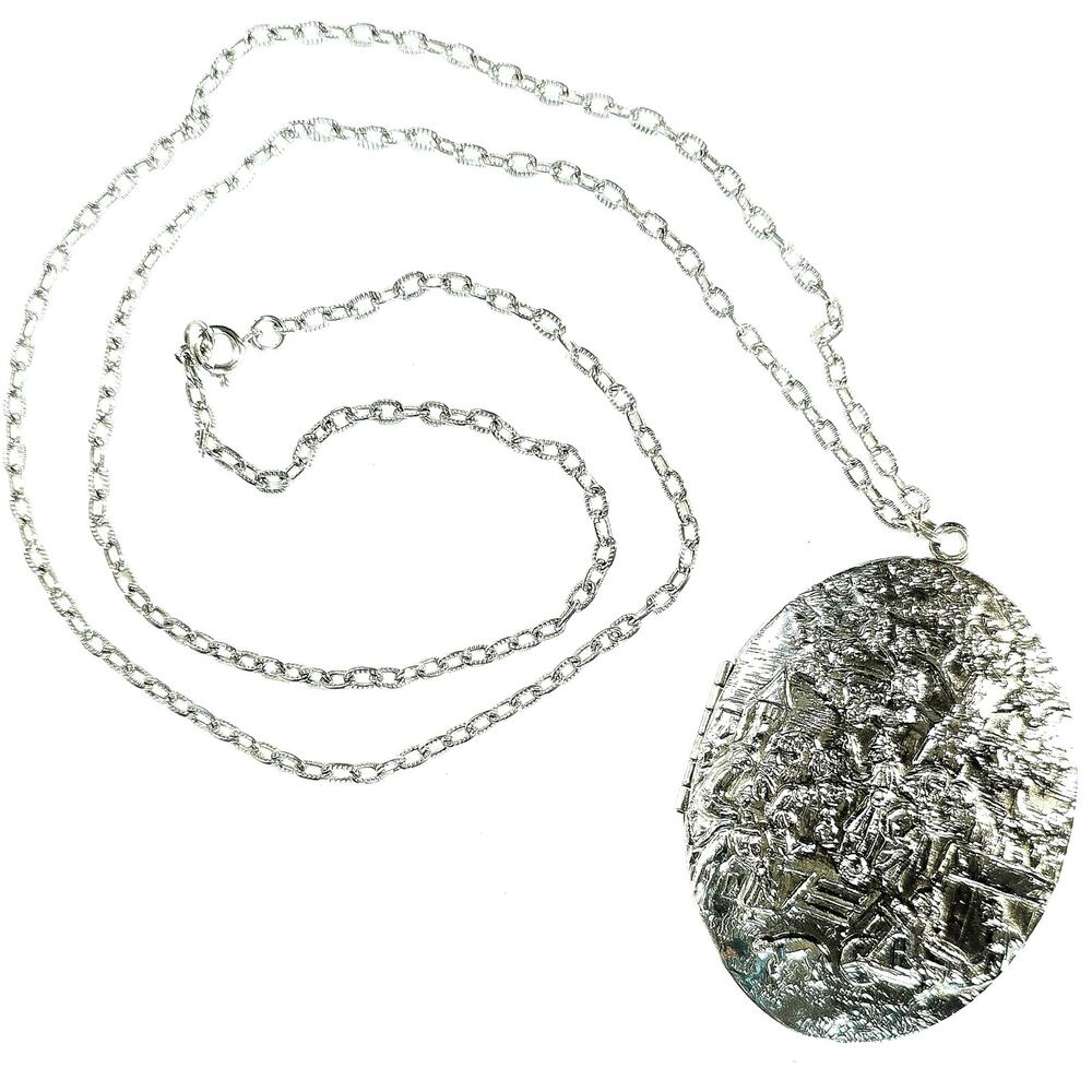 Vintage 1970s Unmarked Whiting Davis Oversized Locket 1500s Scene Necklace